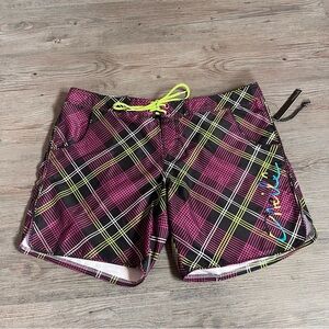 O'Neil Y2K vintage board shorts